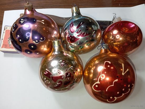 Ёлочная игрушки , Шары . СССР .