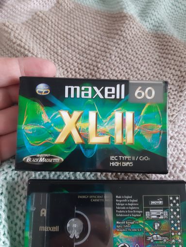 Кассета  maxell XLII 60. Made in England.