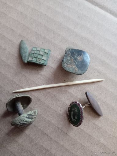 Старинные запонки.