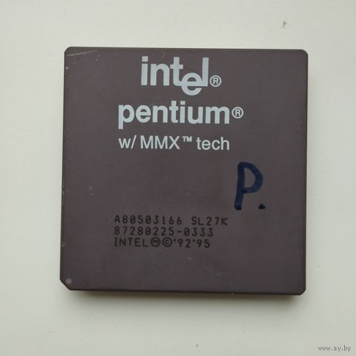 Керамический Ретро процессор INTEL PENTIUM MMX A80503166 SL27K.