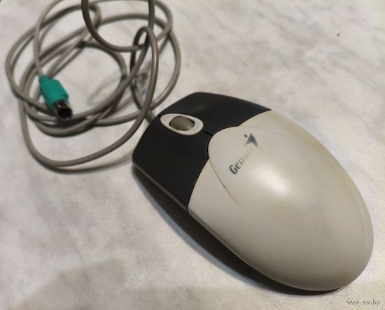 Мышь проводная Genius. PS2
