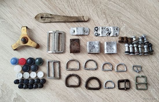 Лот немецкой фурнитуры на период ВОВ/WW2