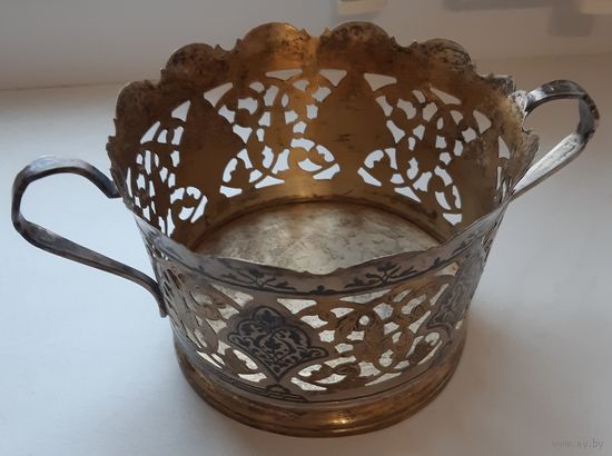 Шикарная конфетница. Чернь, позолота .