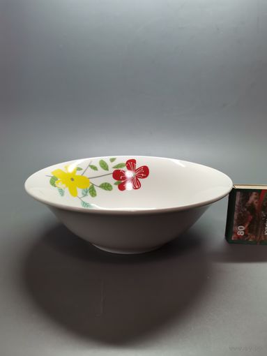 Тарелка глубокая.