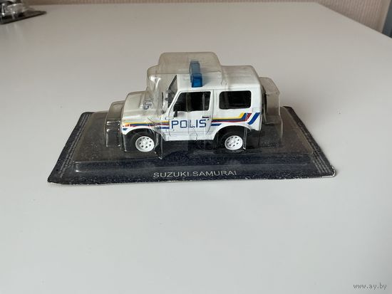 Полицейские машины мира Suzuki.