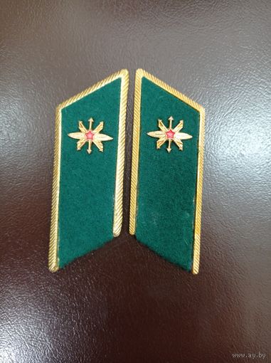 Петлицы -связь ПВ КГБ СССР