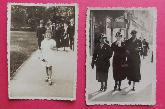 Фото "Прогулки по Варшаве", 2 шт., 1930-е гг. (8*6 см)