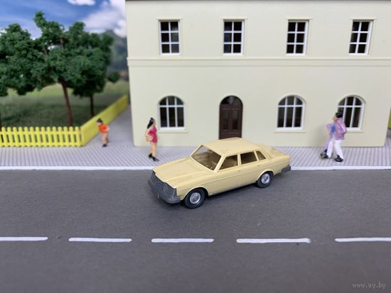 Volvo 264. Масштаб HO 1:87.