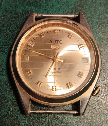 Часы "AUTO". Идут.