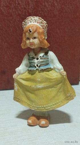 Кукла болванчик Танцующая девочка
