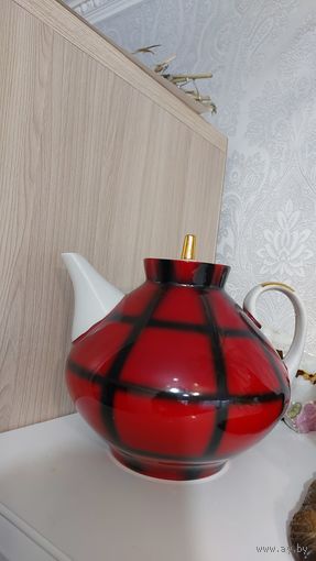 Чайник большой