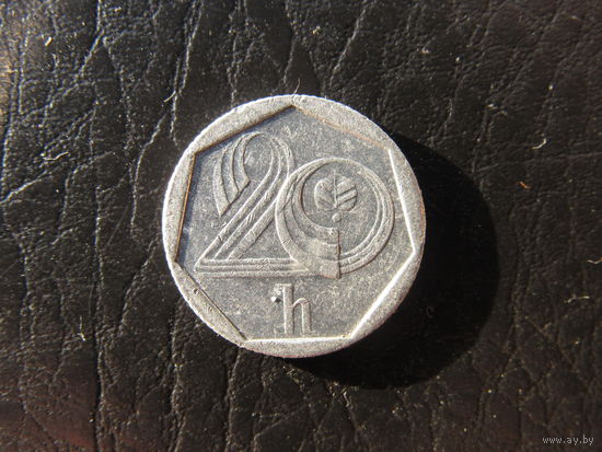Чехия. 20 геллеров. 1993. С 20 копеек. Распродажа коллекции. Смотрите другие лоты.