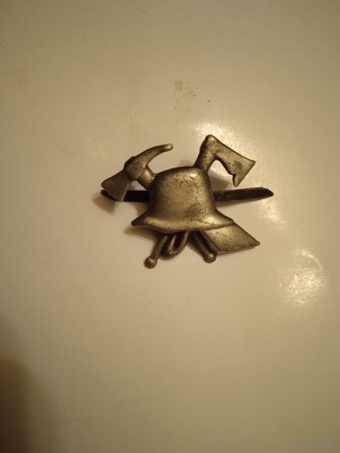 Знак,кокарда пожарника