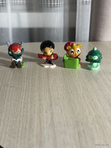 Киндер игрушки