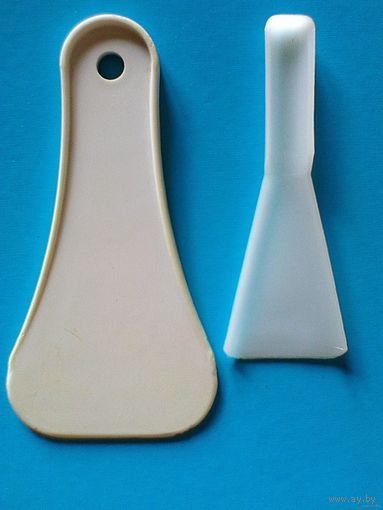 Две Лопатки для Снятия Льда В Морозильной Камере - Одним Лотом.