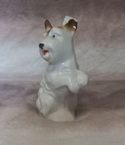 Статуэтка. Собачка.