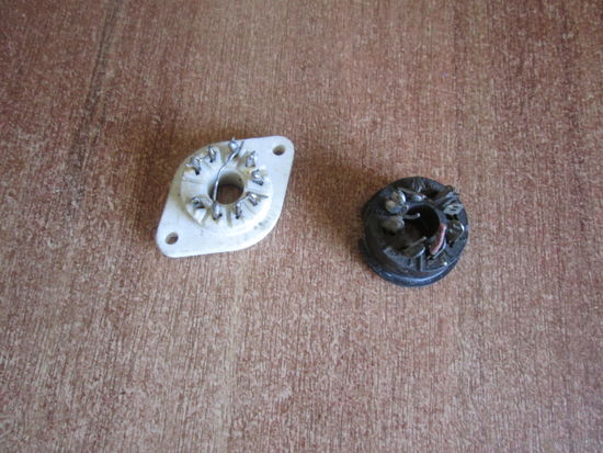 Гнездо радиолампы.Цена за шт.