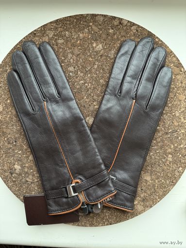 Перчатки новые женские Pitas, кожа, размер 6.5