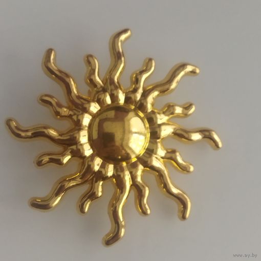 Брошь винтажная " Солнышко" Позолота.5,5 см.