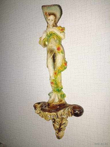 Статуэтка винтажная СССР ''Девушка с голубем''