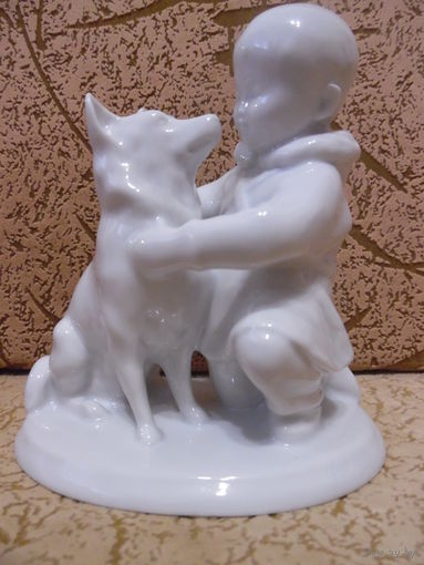 СТАТУЭТКА ДРУЖБА.ЯКУТ С СОБАКОЙ.ИФЗ-ЛФЗ.БЕЛАЯ.