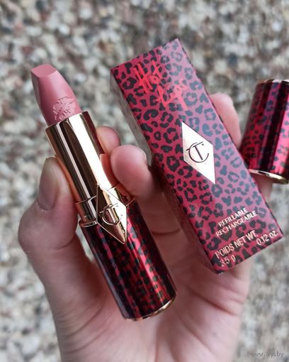 Charlotte Tilbury Hot Lips в оттенке Dancefloor Princess