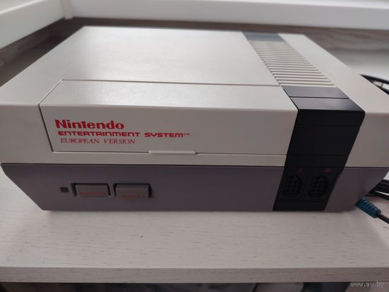 Приставка nes + много игр Nintendo Entertainment System