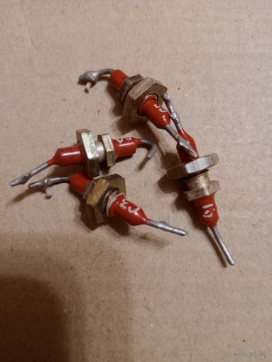 Конденсатор проходной н70 6800 цена за 4 штуки