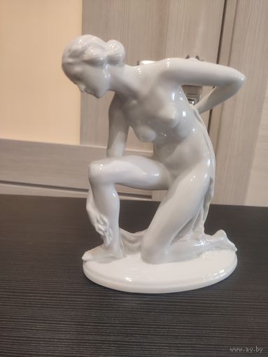 Статуэтка девушка после душа rosenthal , германия
