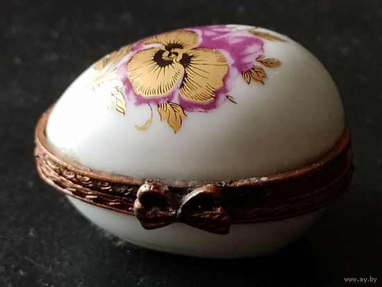 Миниатюрное яйцо шкатулка Reutter Porzellan Германия винтаж фарфор бронза