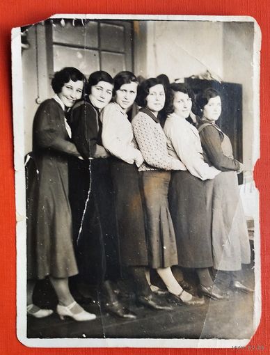 Фото девушек. Гомель. 1936 г. 9х12 см.