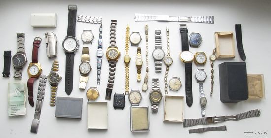 Все лоты с рубля.Часы разные в ремонт.