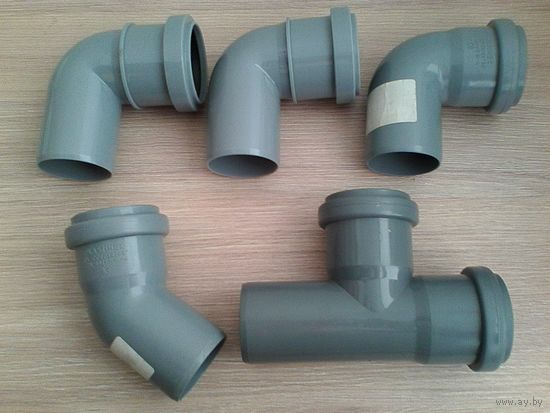 Пять Отводов Полипропиленовых - Одним Лотом.