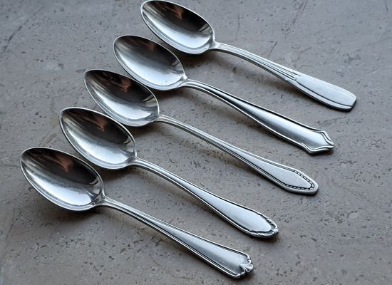 Ложка чайная посеребренная клеймо Германия ХХ век, 5 штук.