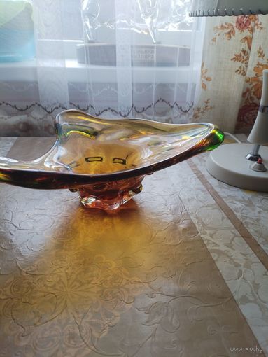 Чешская фруктовая ваза.