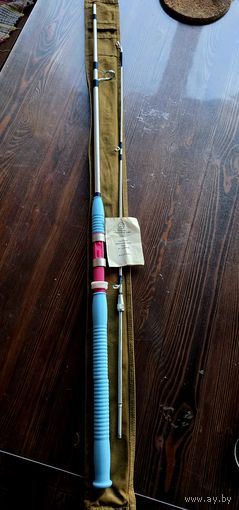 Спиннинг Адмиралтейский СССР в чехле , с паспортом