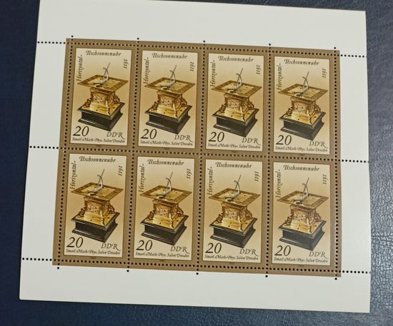 ГДР** 1983 солнечные и песочные часы малый лист без наклеек и их следов