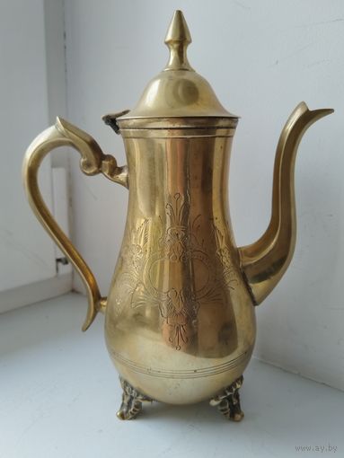 Старинный большой кофейник, латунь.