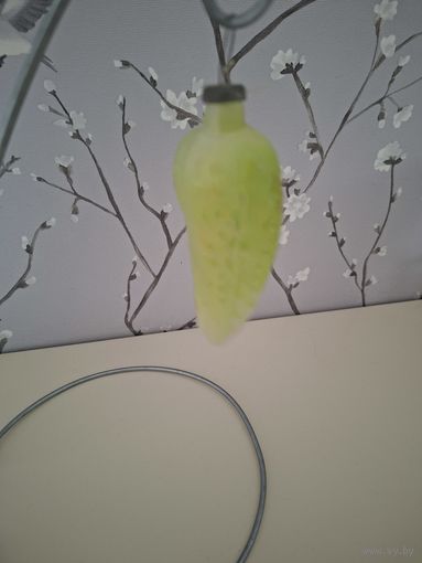 Елочная игрушка огурец