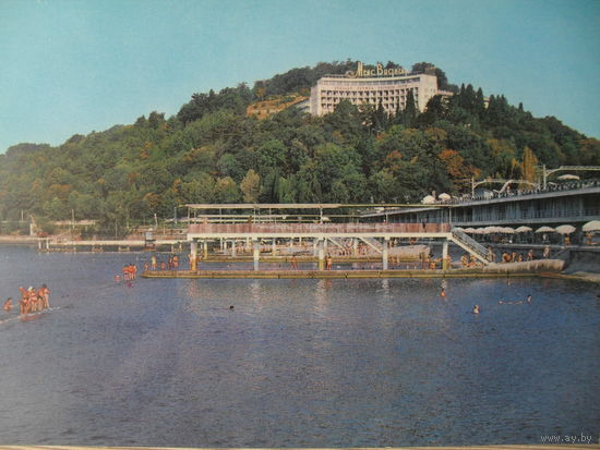 ЧИСТАЯ ПОЧТОВАЯ ОТКРЫТКА. СОЧИ. ХОСТА. САНАТОРИЙ "МЫС ВИДНЫЙ".1978 год.