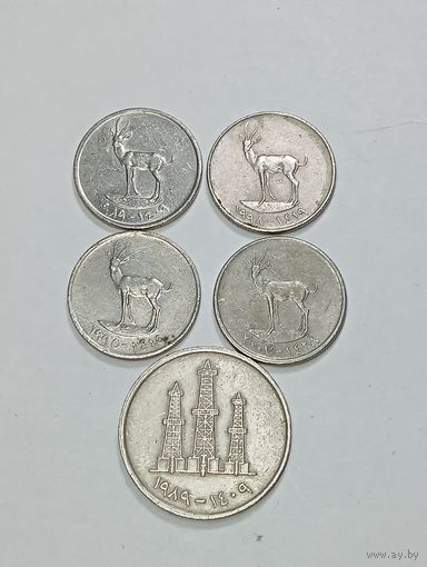 ОАЭ Объединение Арабские эмираты 25 фитс 1989 , 1995 , 1998 , 2007 года и 50 филс 1989 года .