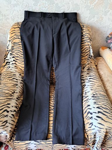 Брюки мужские черные в тонкую полоску, р.50-52, новые, импортные