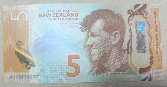 5 долларов 2015 года - полимер - Новая Зеландия - UNC