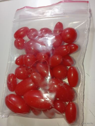 Бусинки пластик .