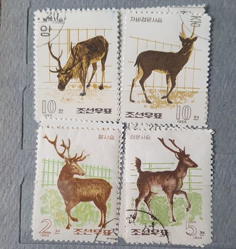 КНДР олени 4шт