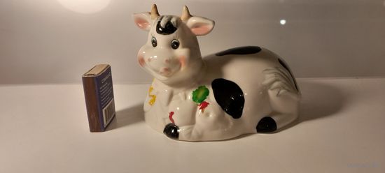 Крышка от масленки. КОРОВА
