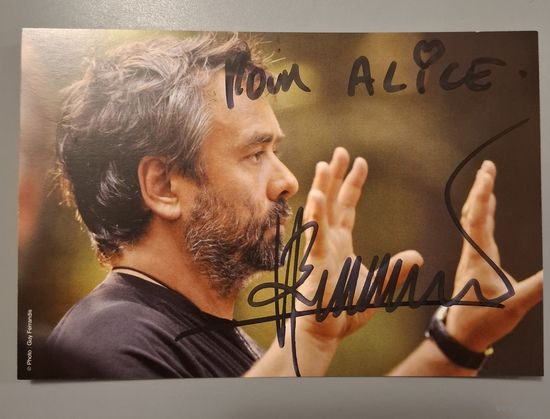 Автограф на фото  Люк Бессон.