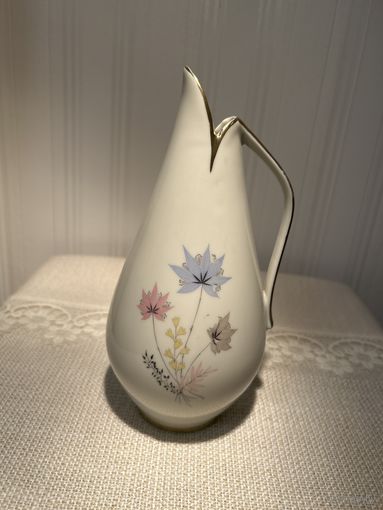 Ваза-кувшин