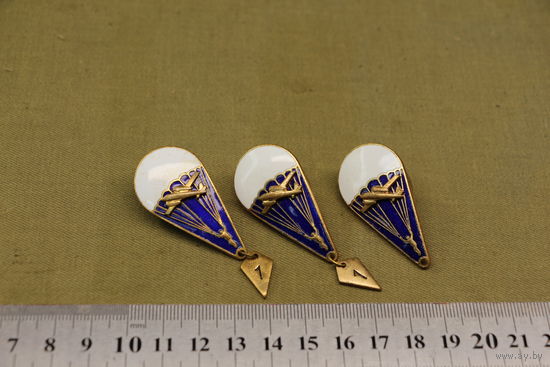 Значки парашютист, одни лотом. Распродажа коллекции вещей. С РУБЛЯ! АУКЦИОН!