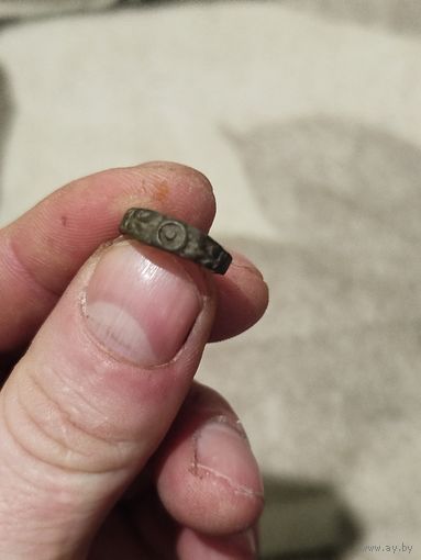 Старое колечко.С 1 рубля.
